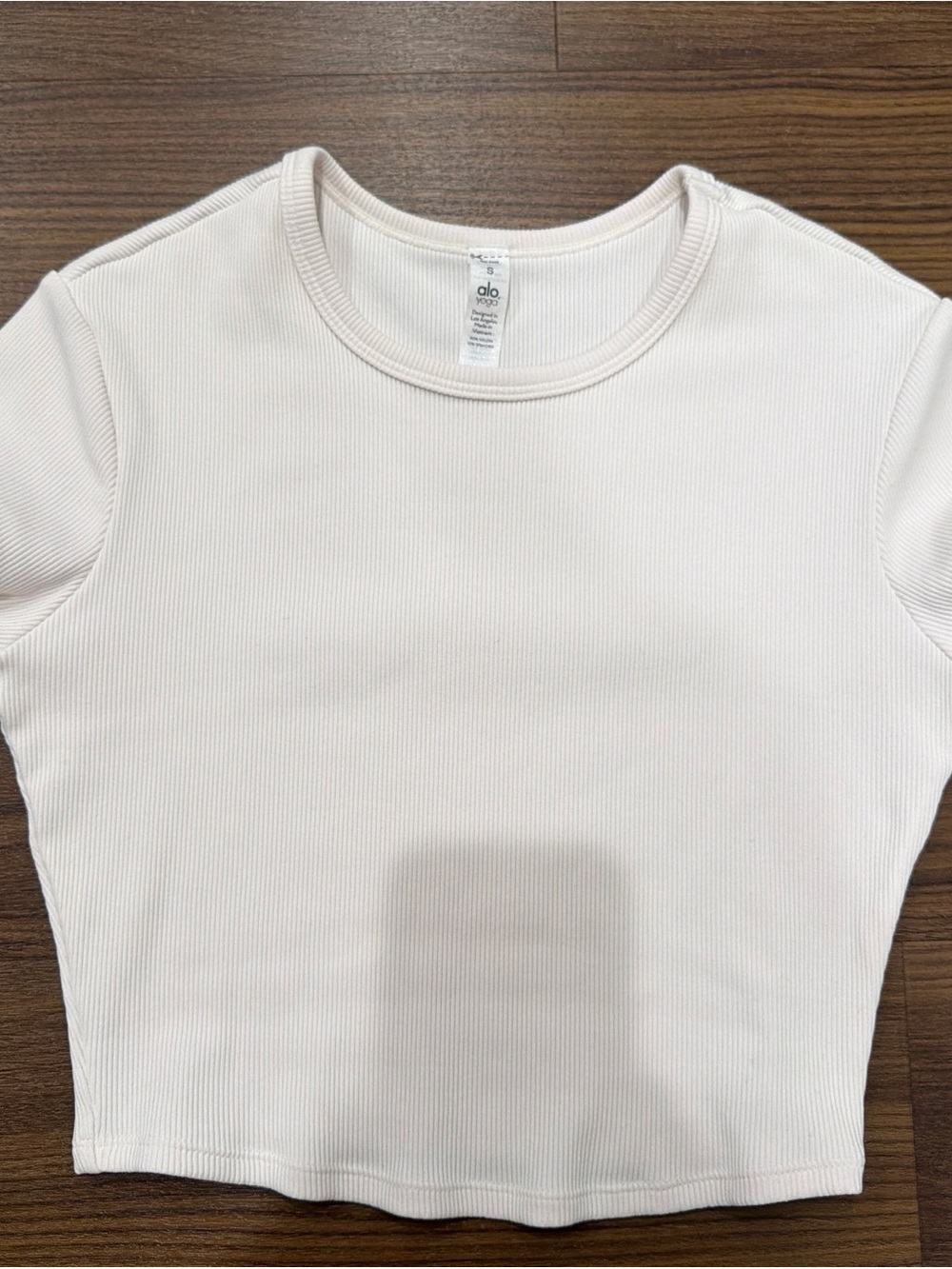 ALO Yoga Cream Ribbed Crop Top